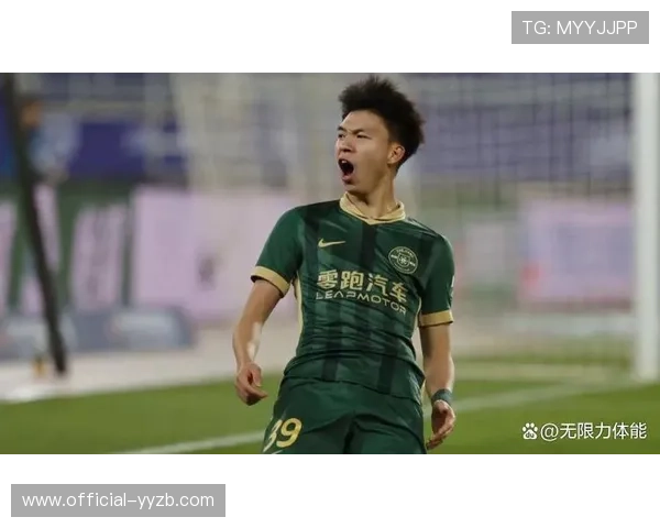 浙江队视频官宣外援托利奇加盟,29岁中场将提升球队攻防硬度